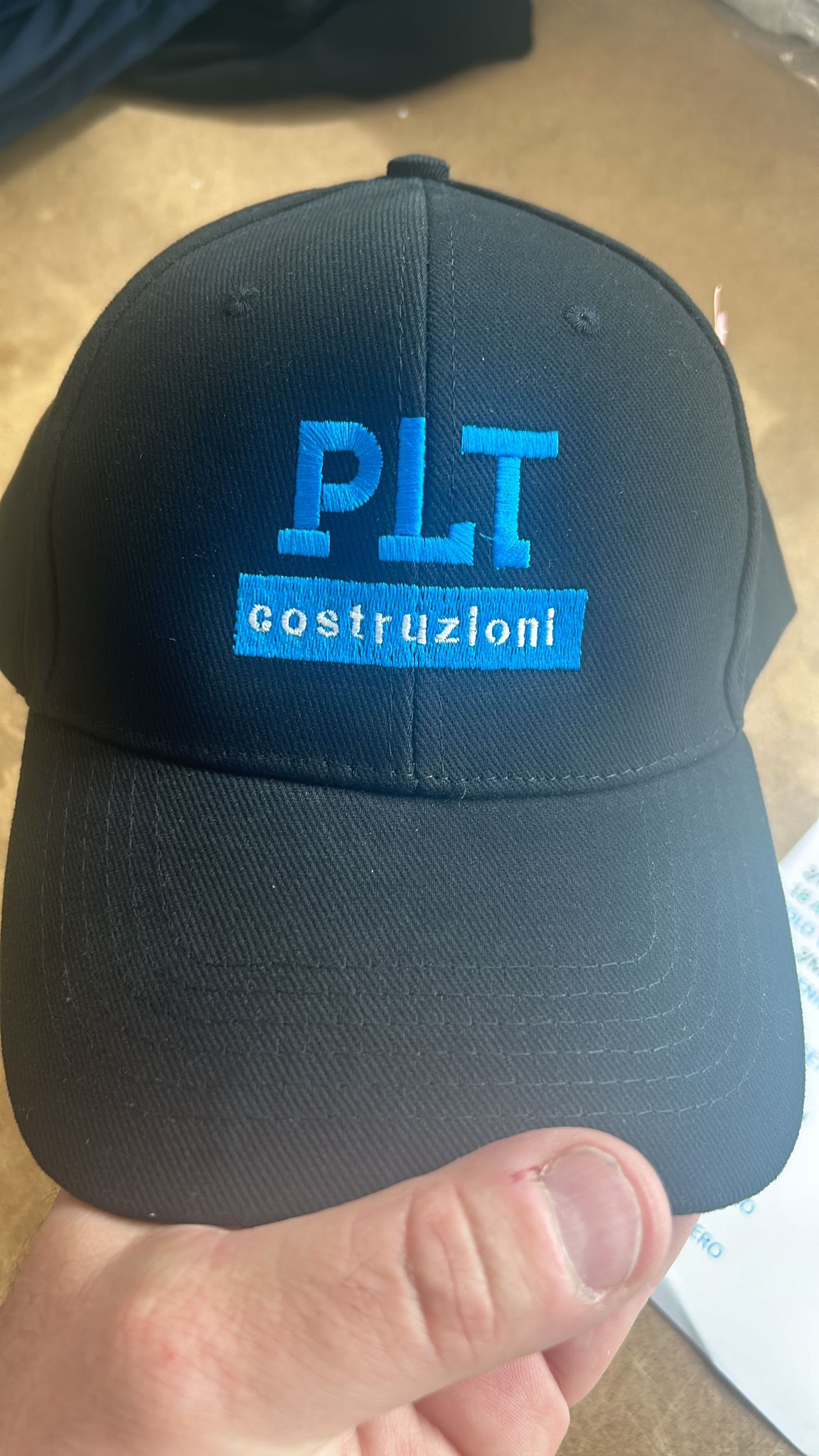 Cappellino ricamato PLT costruzioni